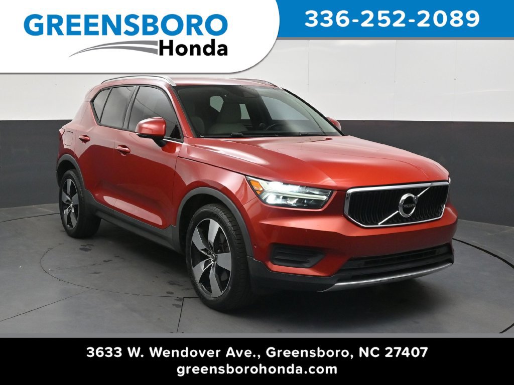 Used 2019 Volvo XC40 T4 Momentum FWD 360° Tour