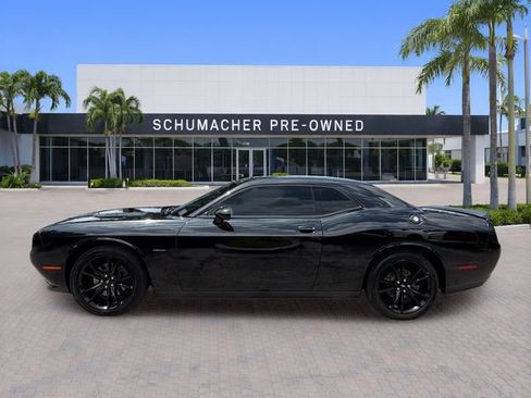 Used 2018 Dodge Challenger R/T w/ Blacktop Package RWD image 4