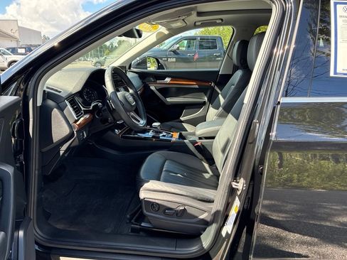 Used 2023 Audi Q5 2.0T Premium w/ Convenience Package AWD/4WD image 10