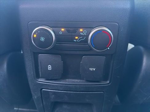 Certified 2022 Ford Explorer XLT image 20