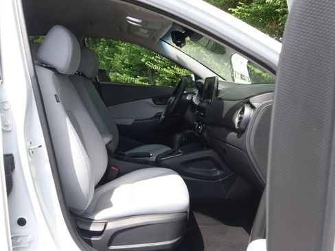 Used 2023 Hyundai Kona SEL AWD/4WD image 37