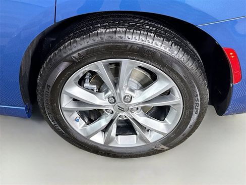 Used 2023 Dodge Charger SXT image 32