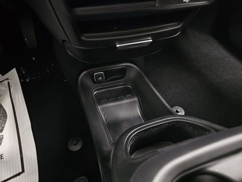 New 2026 Chrysler Voyager LX image 31