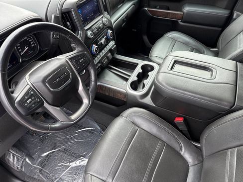 Used 2022 GMC Sierra 2500 Denali w/ Denali Ultimate Package image 9