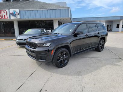 Used 2023 Jeep Grand Cherokee L Laredo