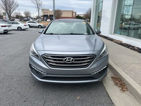 Used 2016 Hyundai Sonata Limited w/ Option Group 04 image 3