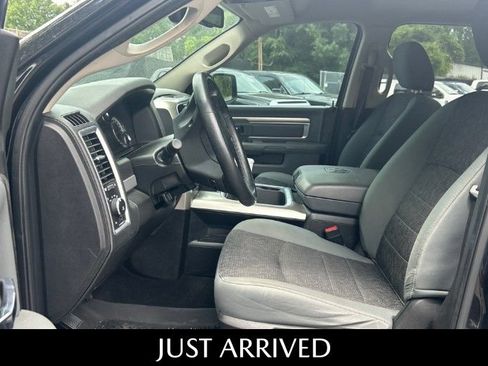 Used 2019 RAM 1500 Big Horn AWD/4WD image 17