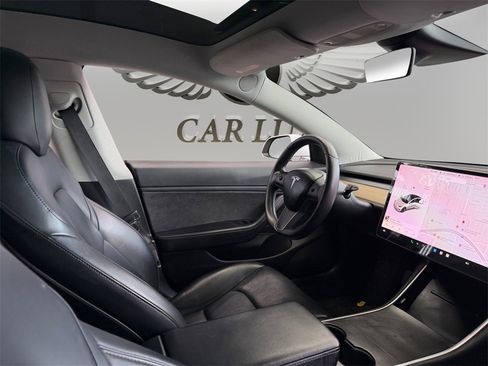 Used 2020 Tesla Model 3 Long Range image 14