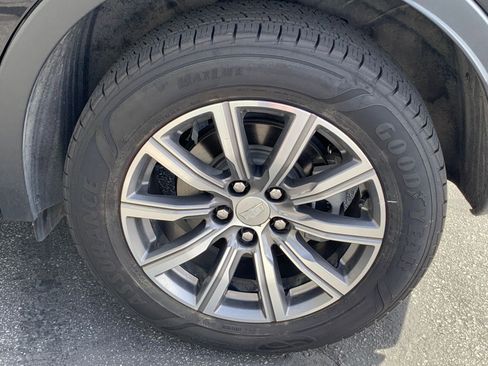 Used 2023 Cadillac XT4 Premium Luxury w/ Cold Weather Package image 30