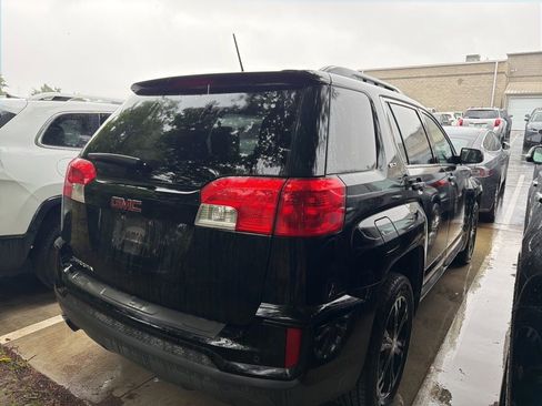 Used 2017 GMC Terrain SLT w/ Open Road Package FWD image 3