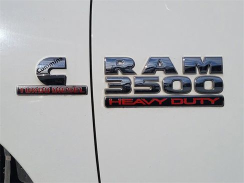 Used 2017 RAM 3500 Tradesman w/ Chrome Appearance Group image 7
