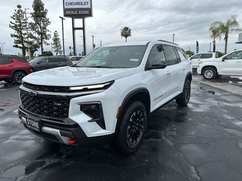 New 2026 Chevrolet Traverse Z71 w/ Enhanced Driving Package AWD/4WD image 3