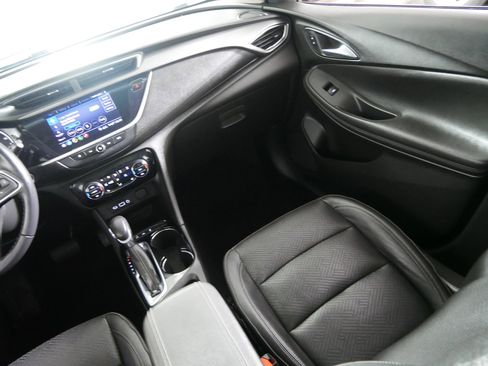 Used 2020 Buick Encore GX Essence w/ Experience Buick Package image 11