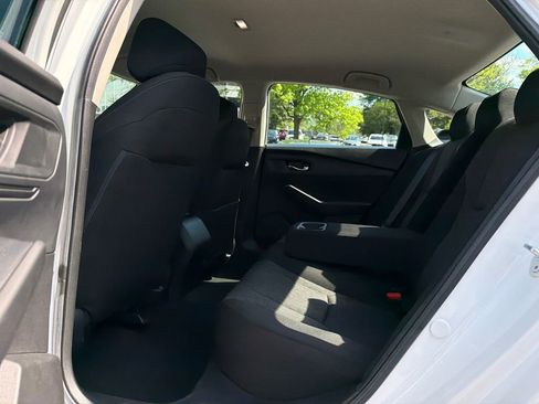 Used 2023 Honda Accord LX image 14
