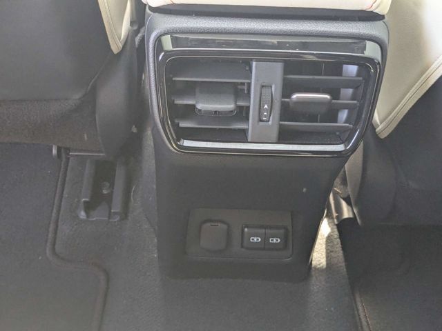 Used 2024 Lexus NX 250 FWD w/ Towing Package (2000 Lbs) image 15
