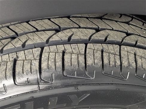 Used 2024 Mitsubishi Eclipse Cross SE image 9