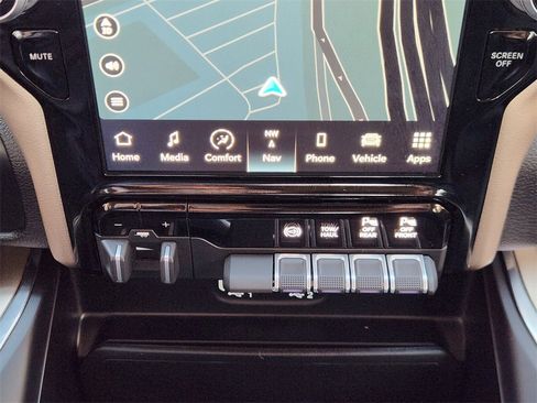 Used 2022 RAM 2500 Laramie image 17