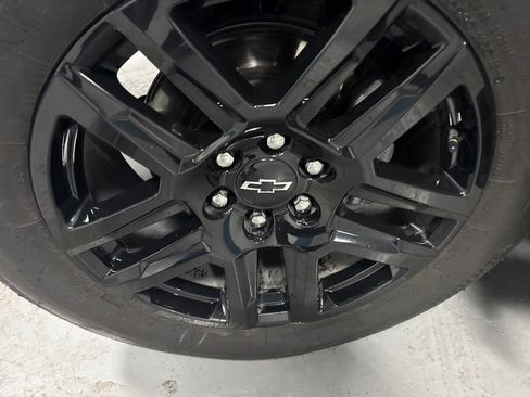 New 2025 Chevrolet Silverado 1500 Custom image 40