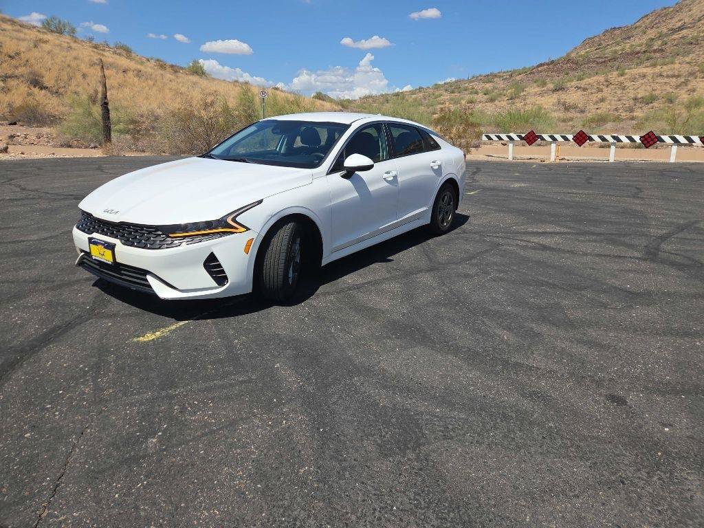 Used 2022 Kia K5 LXS FWD image 1