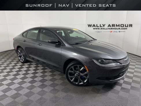Used 2016 Chrysler 200 S w/ Navigation & Sound Group I AWD/4WD image 1