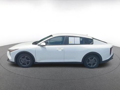 Used 2026 Kia K4 FWD image 9