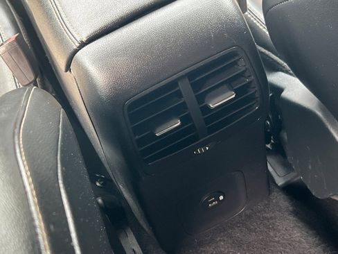 Used 2022 Ford Escape Titanium w/ Titanium Elite Package image 45