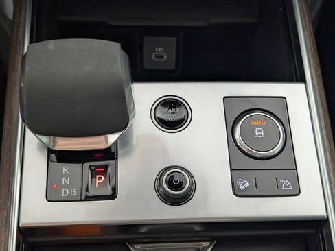 Used 2023 Land Rover Range Rover SE AWD/4WD image 21