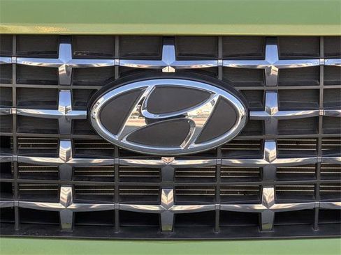 Certified 2024 Hyundai Venue SEL image 7