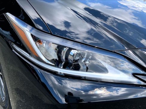 Certified 2024 Lexus ES 350 w/ Premium Package FWD image 28
