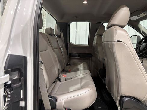 Used 2019 Ford F250 4x4 SuperCab Super Duty image 14