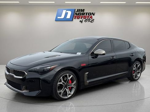 Used 2018 Kia Stinger GT2 AWD/4WD image 1