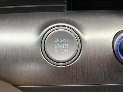 Used 2024 Hyundai Kona SEL image 33