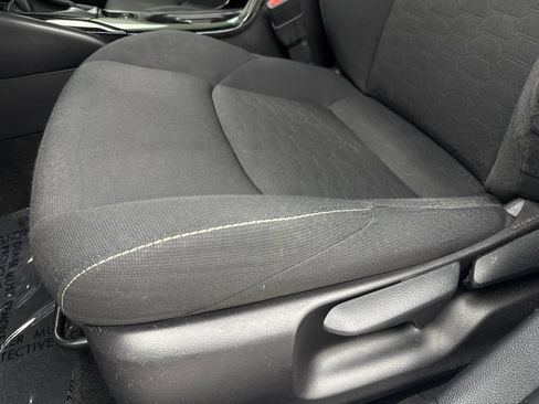 Used 2022 Toyota Corolla SE FWD image 34