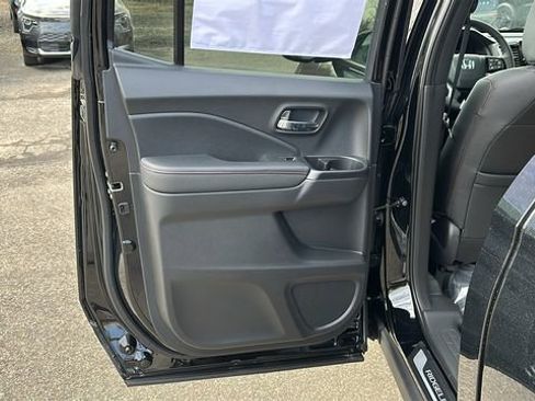 New 2026 Honda Ridgeline Black Edition image 22