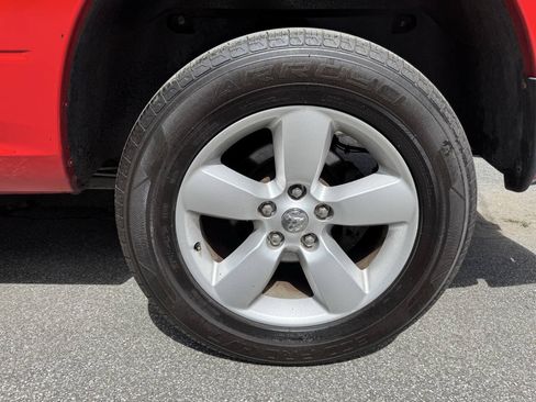 Used 2014 RAM 1500 Express AWD/4WD image 10