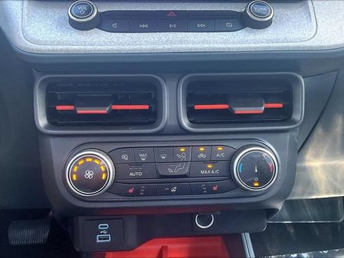 Used 2024 Ford Maverick XLT w/ XLT Luxury Package FWD image 30