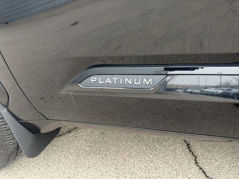 Used 2024 Toyota Tundra Platinum image 13