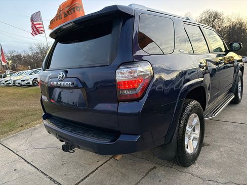 Used 2016 Toyota 4Runner SR5 image 8
