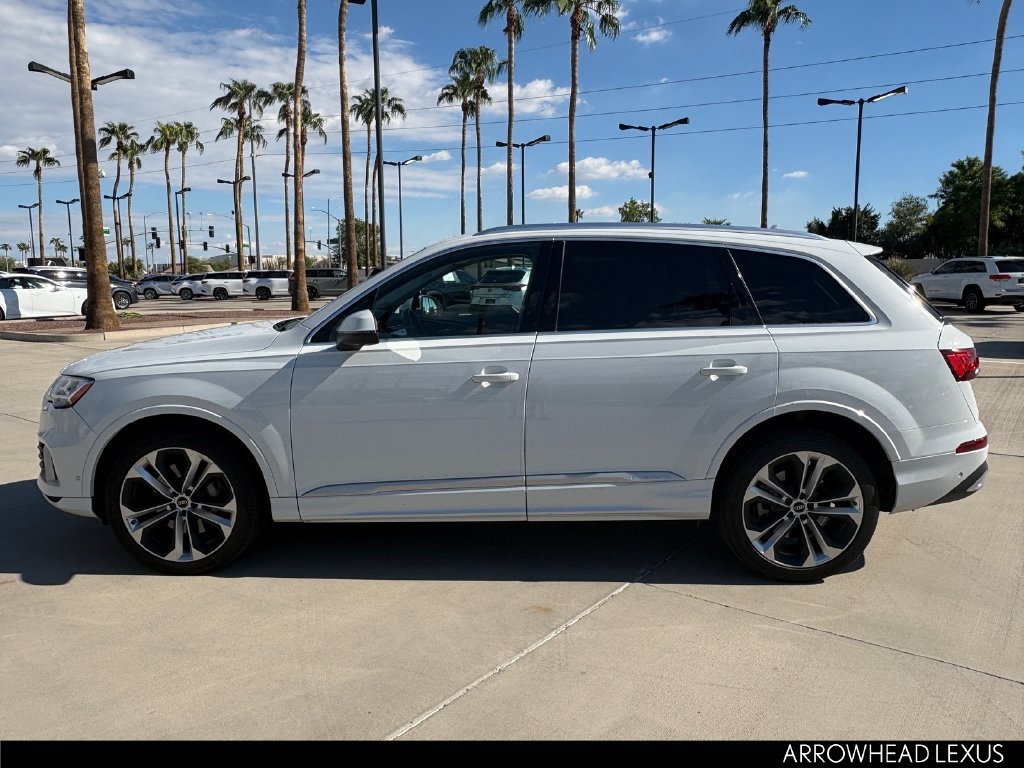 Used 2022 Audi Q7 3.0T Premium Plus w/ Premium Plus Package AWD/4WD image 3