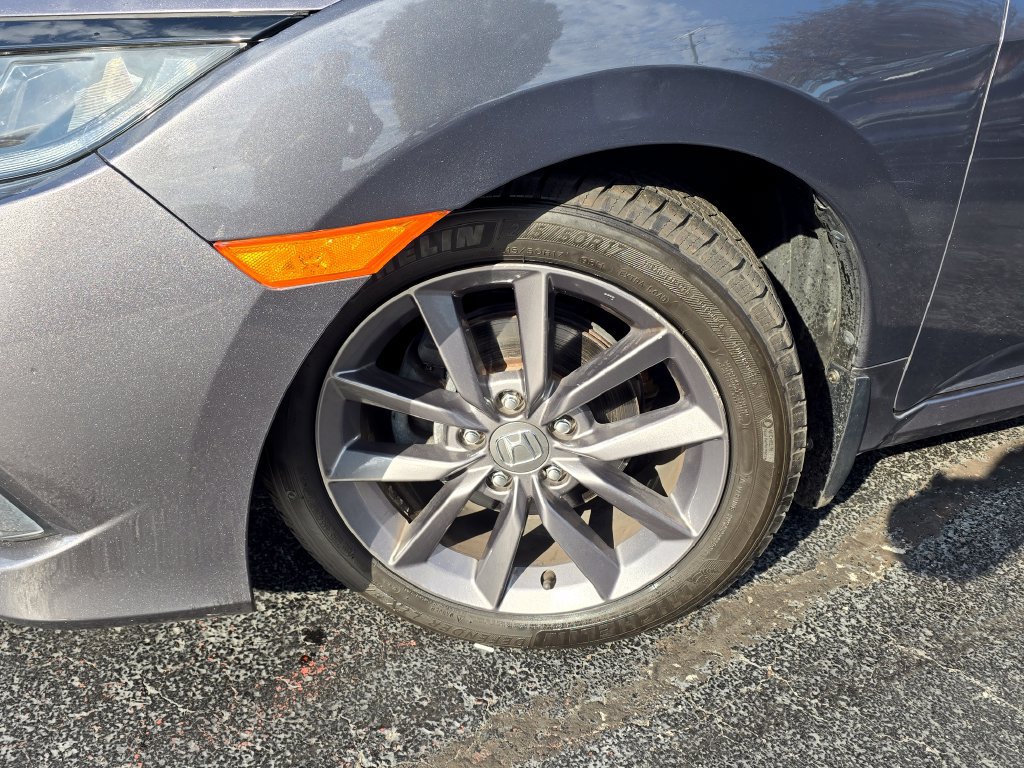 Used 2020 Honda Civic EX image 2