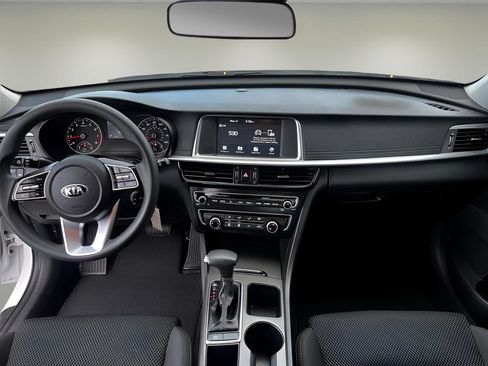 Used 2020 Kia Optima LX FWD image 18