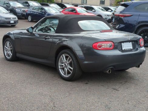 Used 2015 MAZDA MX-5 Miata Sport image 3