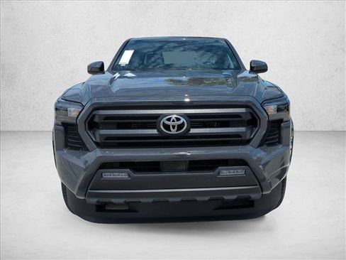 Used 2025 Toyota Tacoma SR5 AWD/4WD image 2