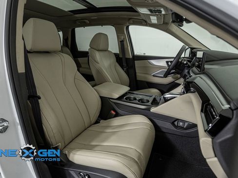 Used 2025 Acura MDX SH-AWD w/ Technology Package image 45