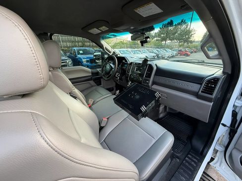 Used 2018 Ford F250 XL w/ Power Equipment Group AWD/4WD image 18