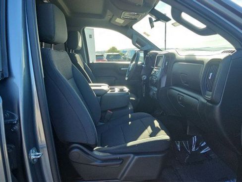 Used 2020 Chevrolet Silverado 1500 Custom w/ Custom Value Package RWD image 27