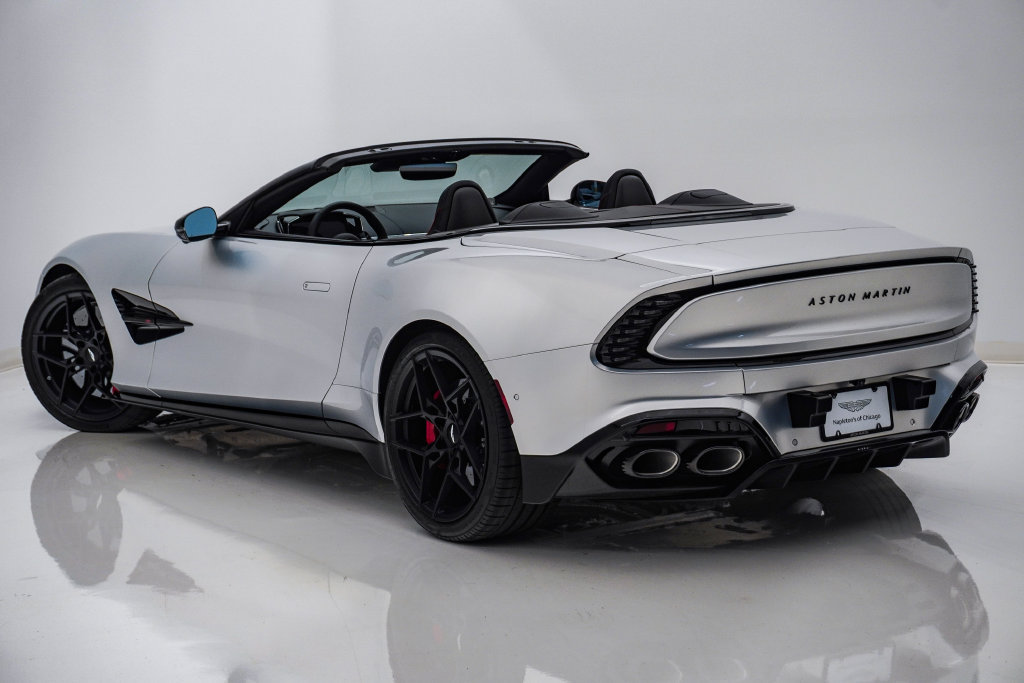 Used 2026 Aston Martin Vanquish Convertible RWD image 12