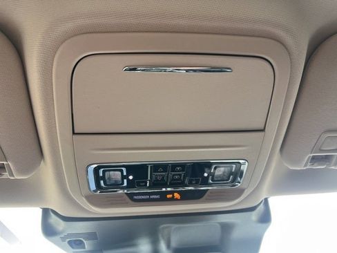 Used 2023 Lincoln Corsair AWD w/ Equipment Group 101A image 39