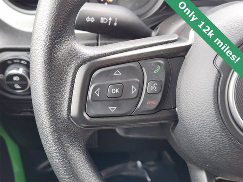 Used 2025 Jeep Gladiator Sport image 27