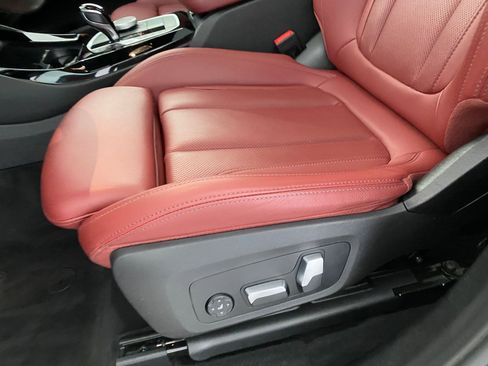 Certified 2022 BMW X3 xDrive30i w/ Convenience Package image 12